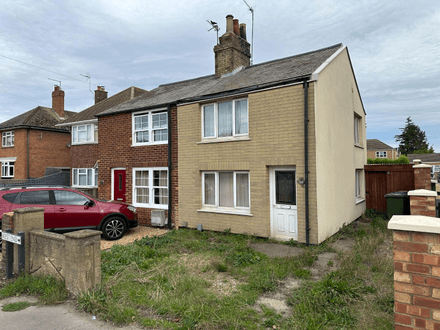 2 Bedroom Semi Detached House